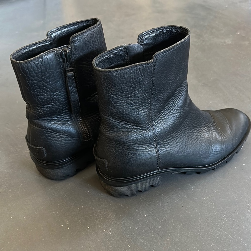 Sorel Black Leather Emilie Boots